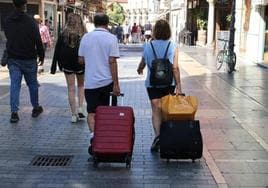 León registra más de 71.000 estancias hoteleras en febrero, pero cae el número de turistas