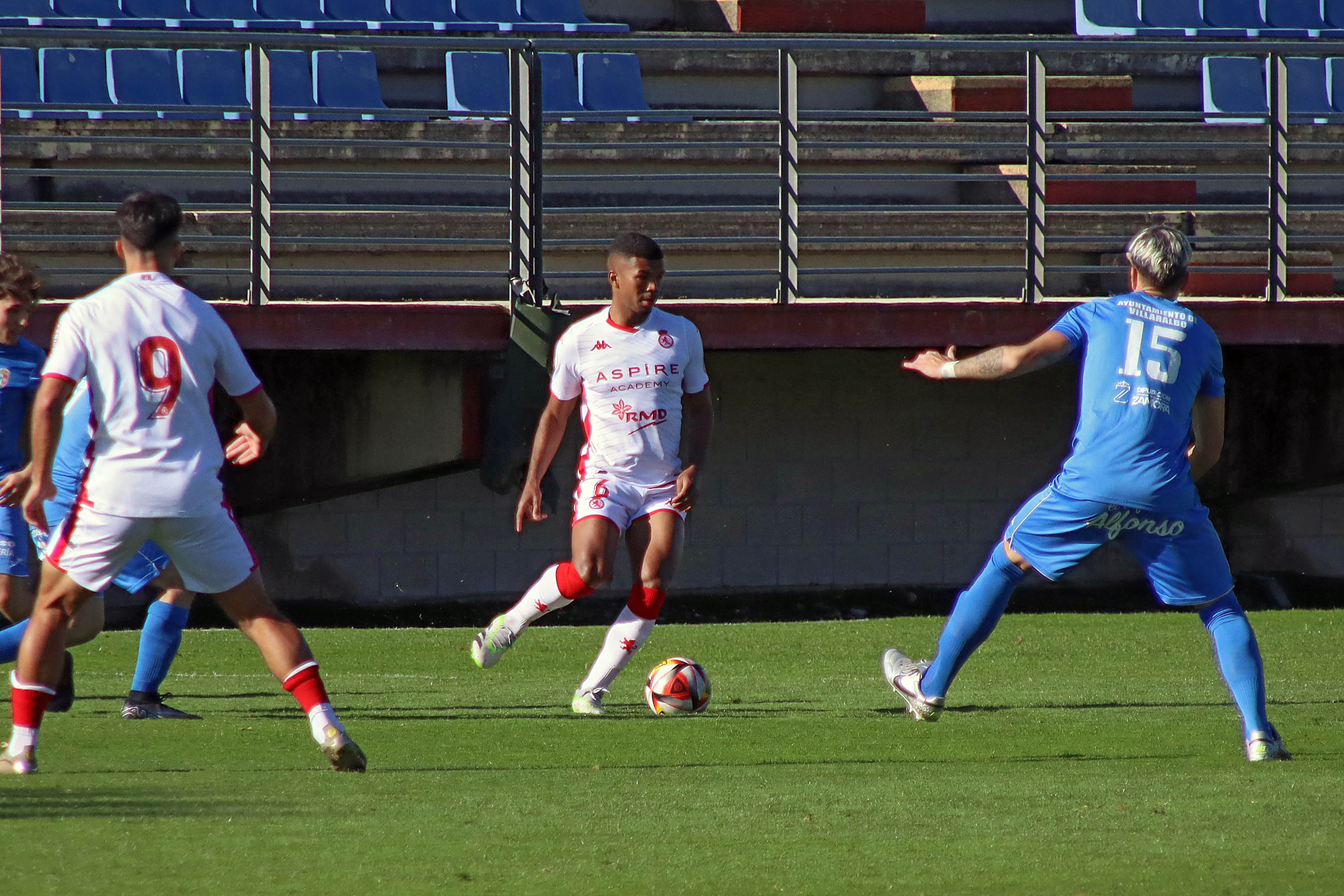 El Júpiter Leonés 3 - 4 CD Villarralbo, en imágenes