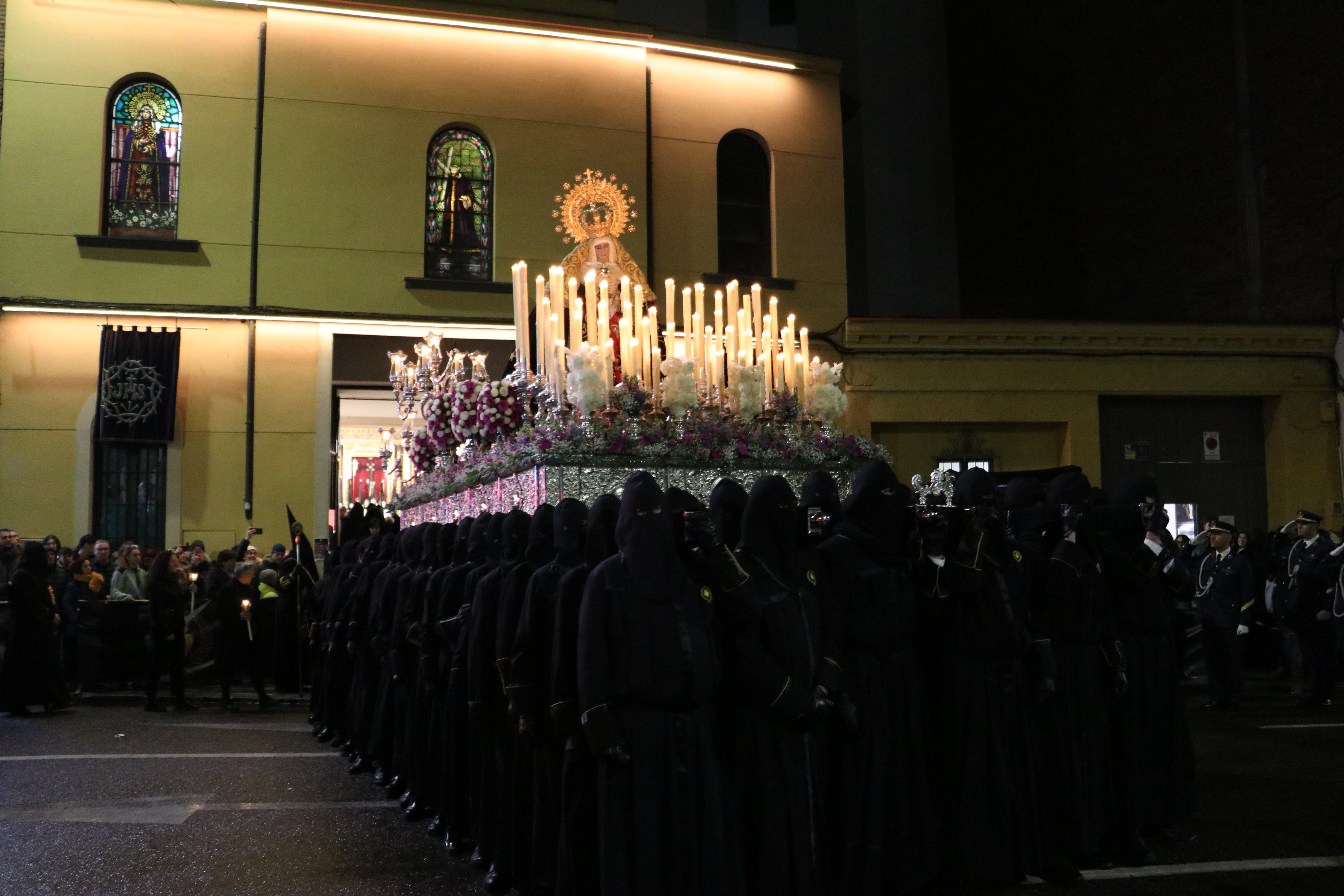 Las mejores imágenes de la Procesión Dolor de Nuestra Madre