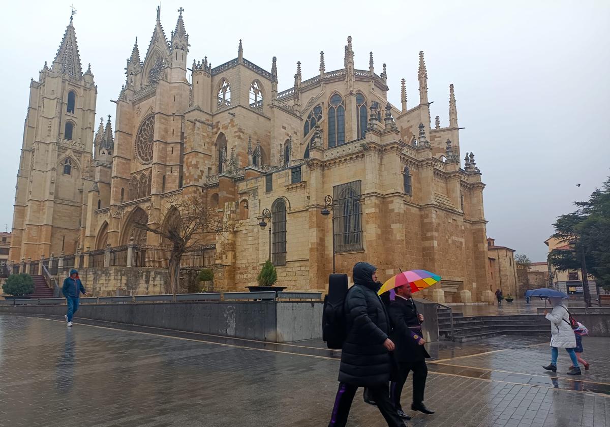 Imagen de la Catedral de León en el Miércoles Santo.