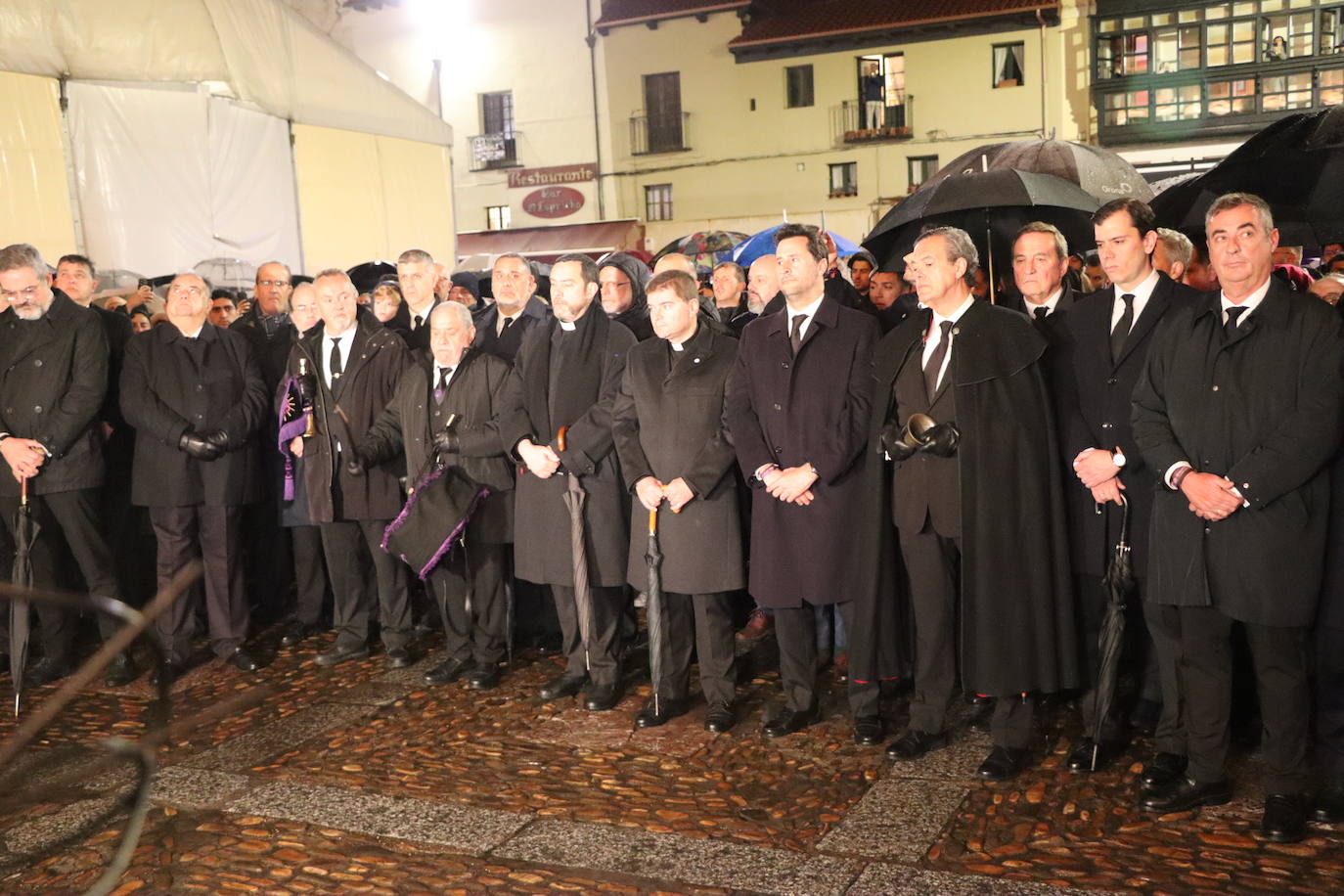 Ronda de la Cofradía del Dulce Nombre de Jesús Nazareno