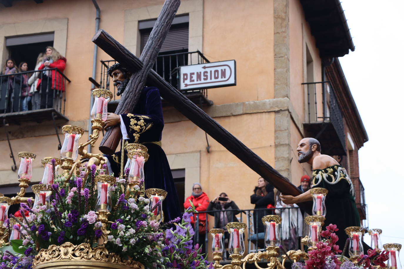 Las mejores imágenes del Encuentro en la Procesión de los Pasos