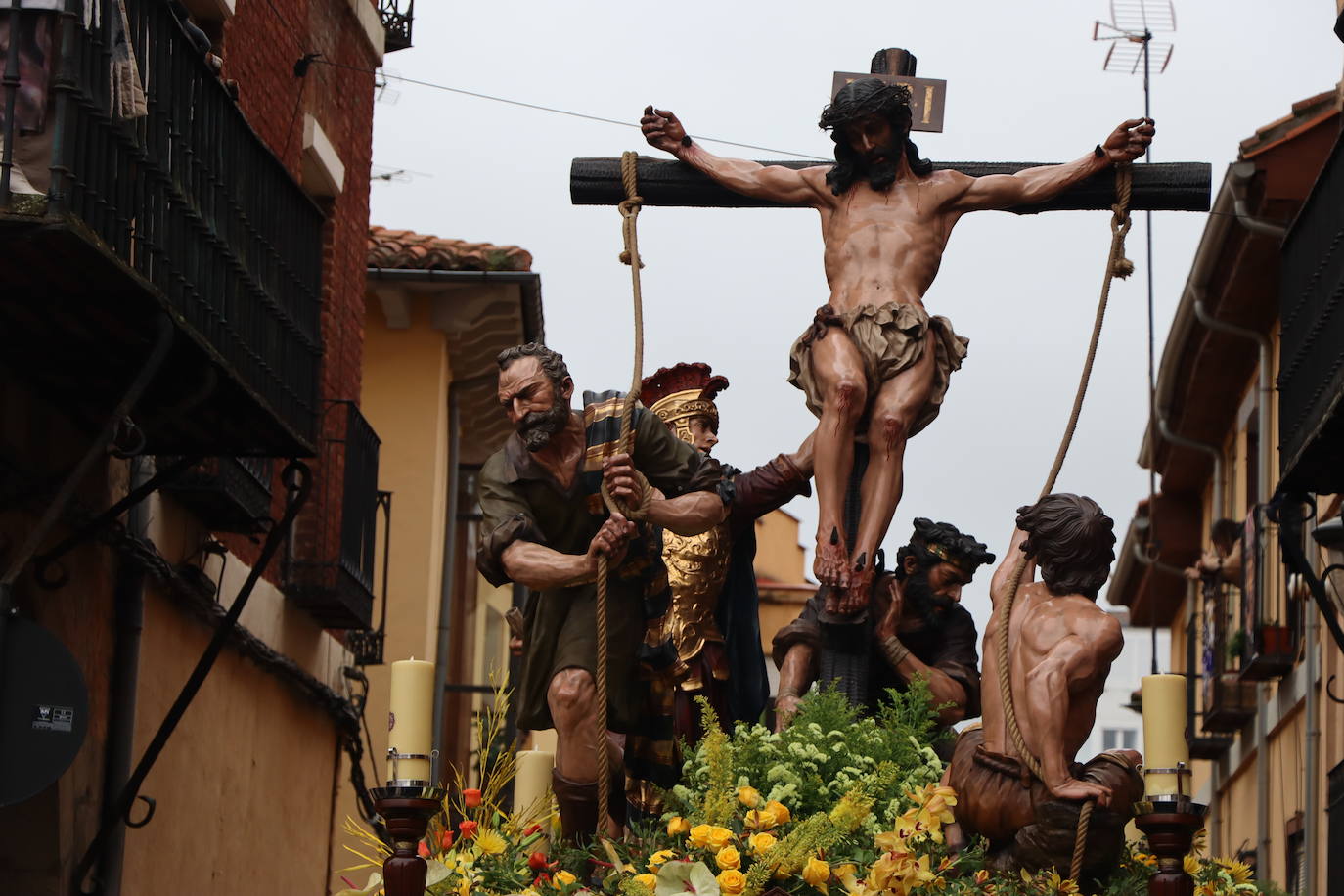 Las mejores imágenes del Encuentro en la Procesión de los Pasos