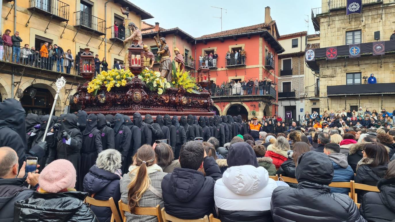 Las mejores imágenes del Encuentro en la Procesión de los Pasos