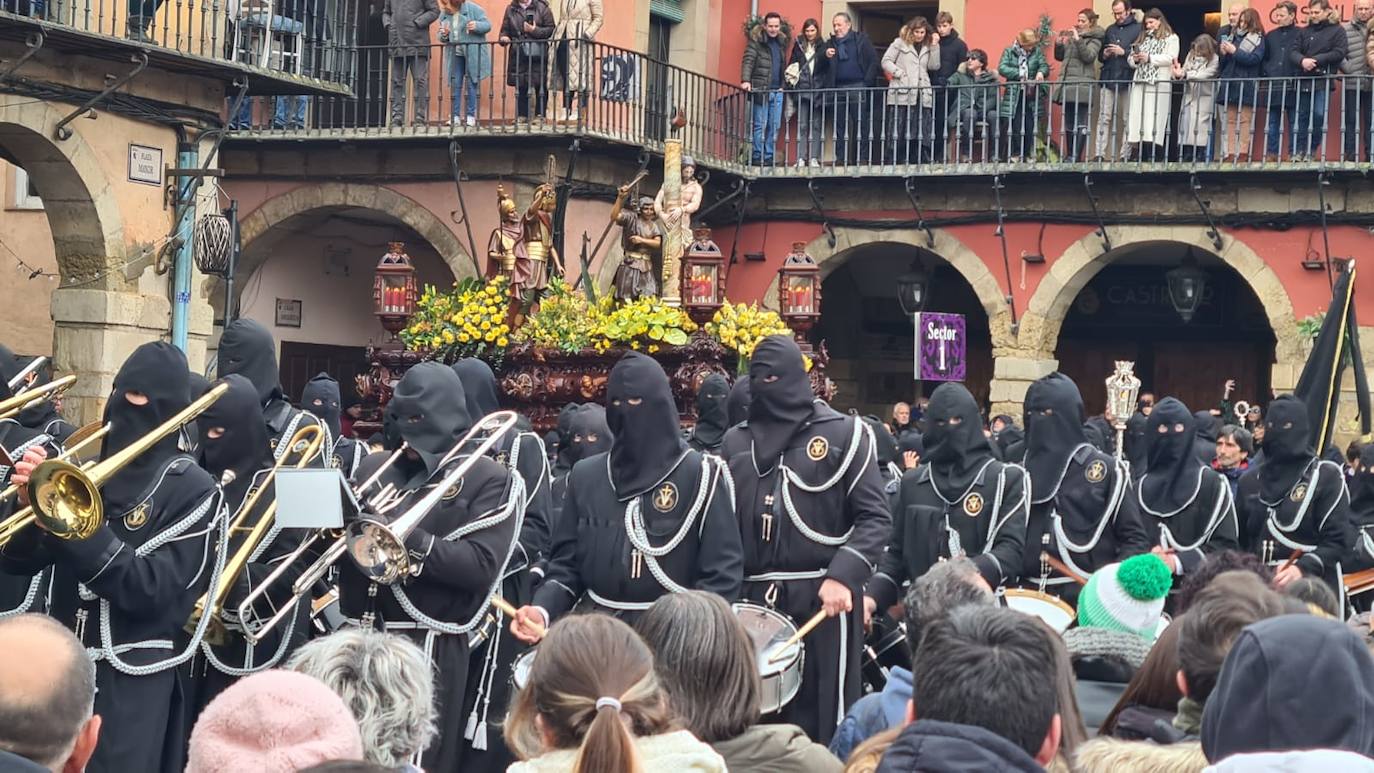 Las mejores imágenes del Encuentro en la Procesión de los Pasos