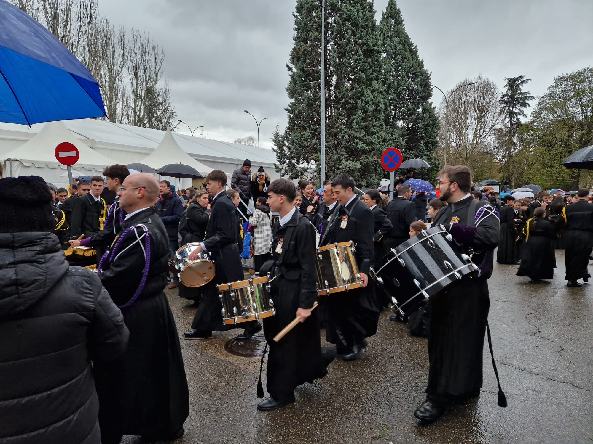 Solemne y Oficial Procesión del Santo Entierro