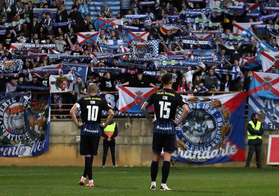 Derbi entre la Cultural y la Ponferradina.