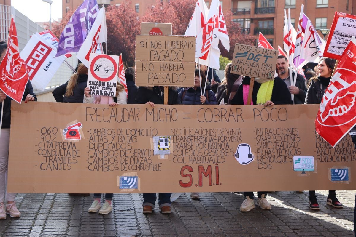 La plantilla del Centro Estrada realiza una marcha en León