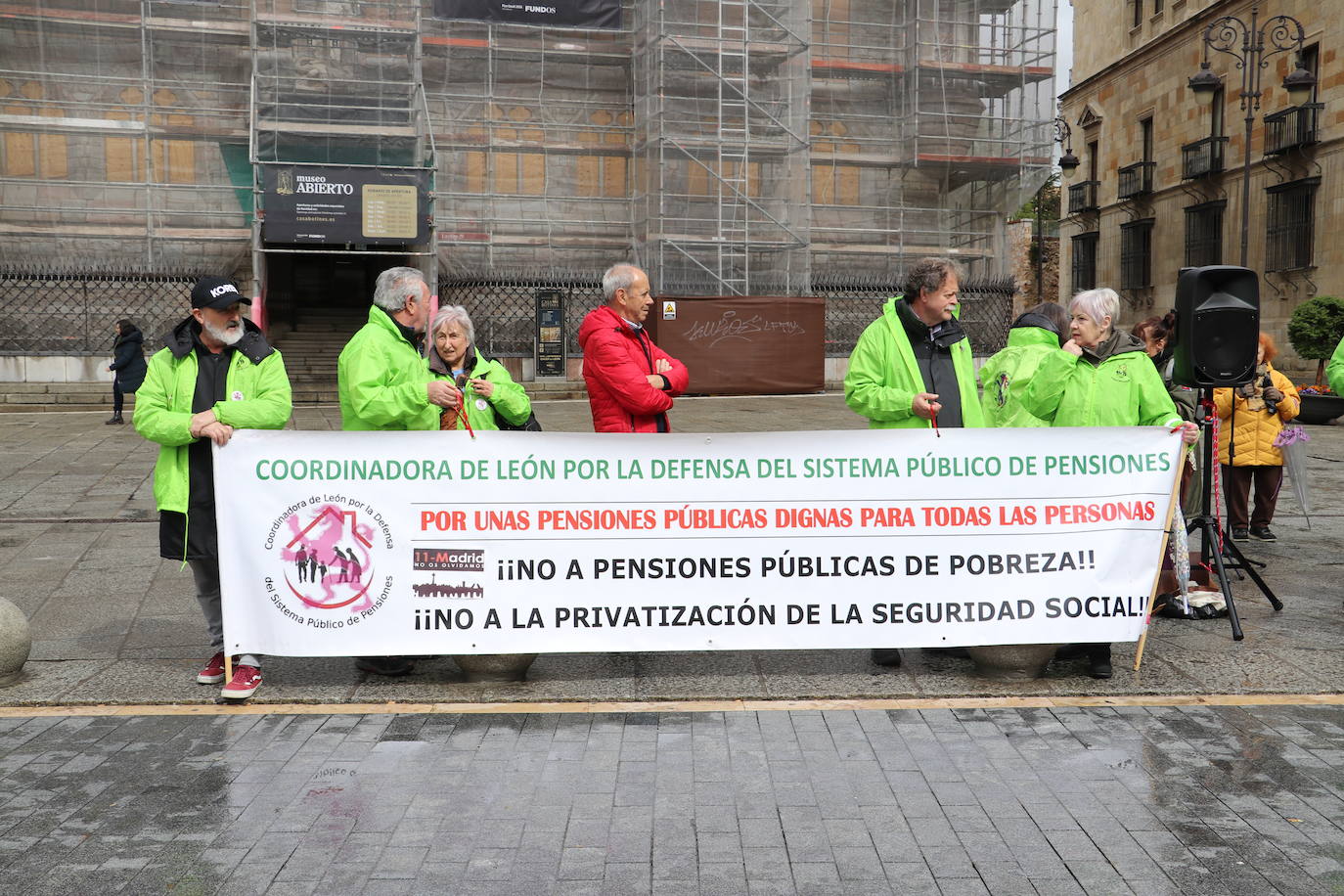 Concentración de pensionistas en León