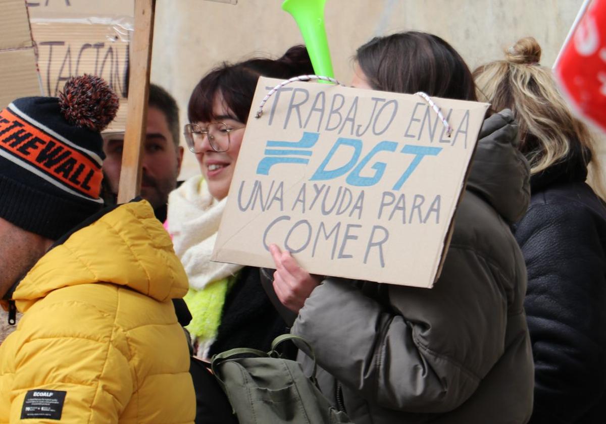 Imagen de una de las movilziaciones de los trabajadores del Centro Estrada de León.