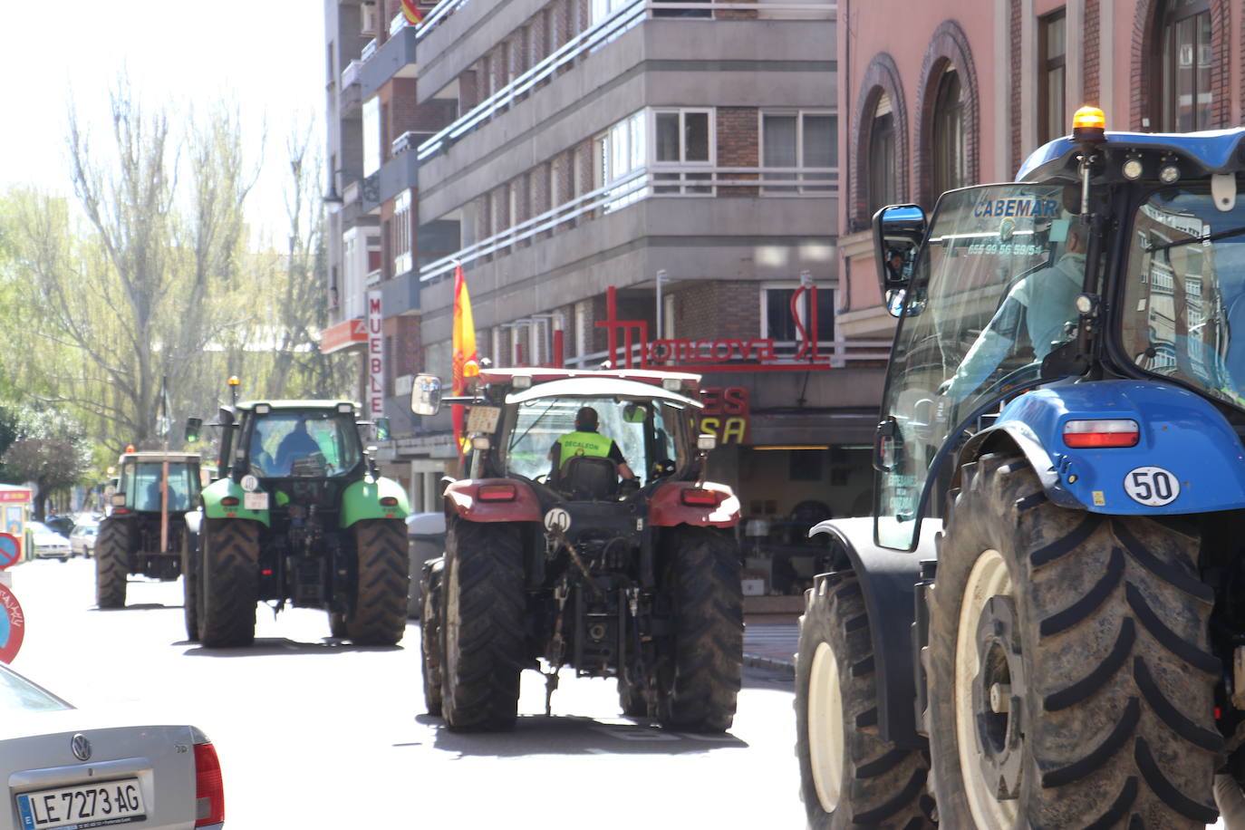 Tractorada por las calles de León