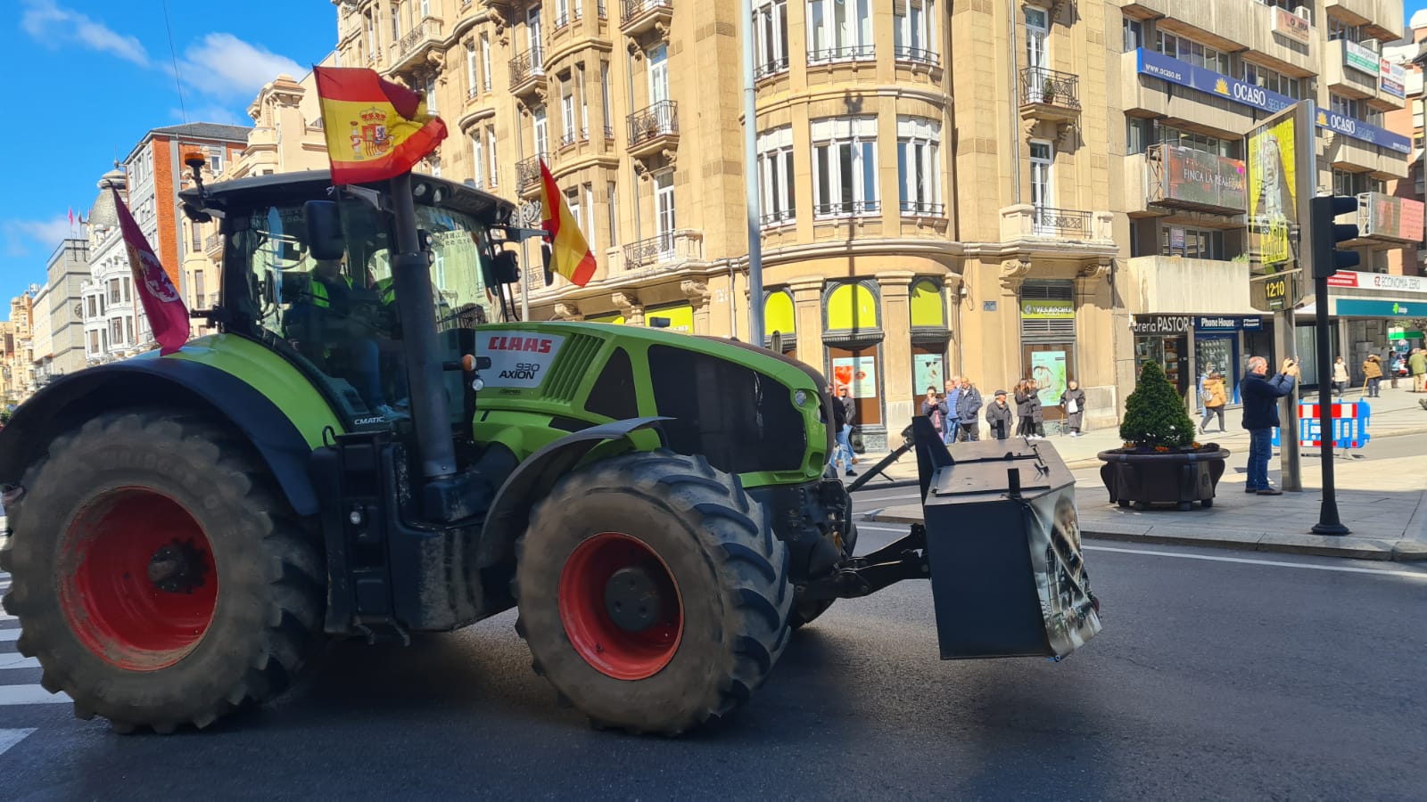 Tractorada por las calles de León
