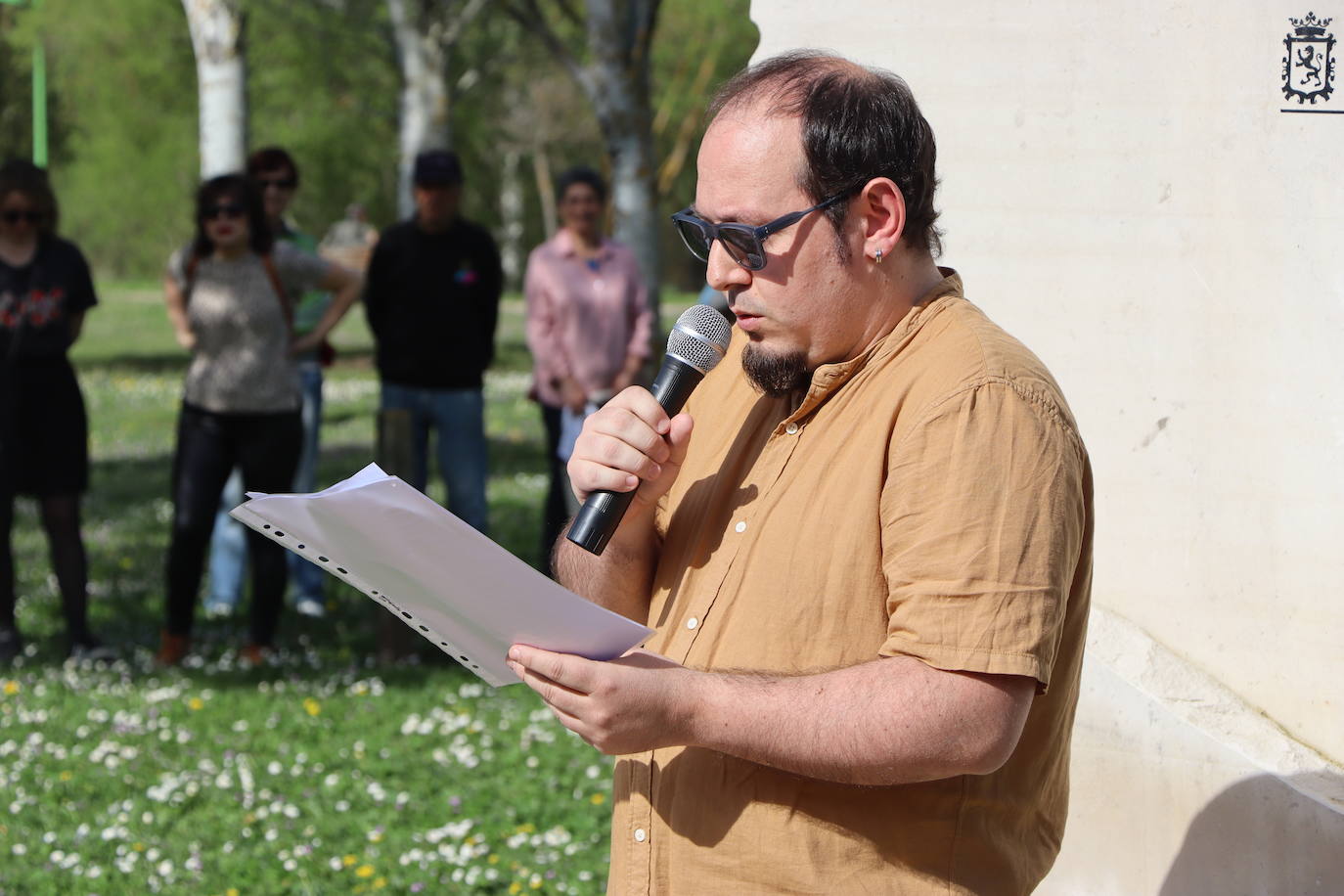 Imágenes del acto realizado en homenaje al el 93 aniversario de la segunda República.