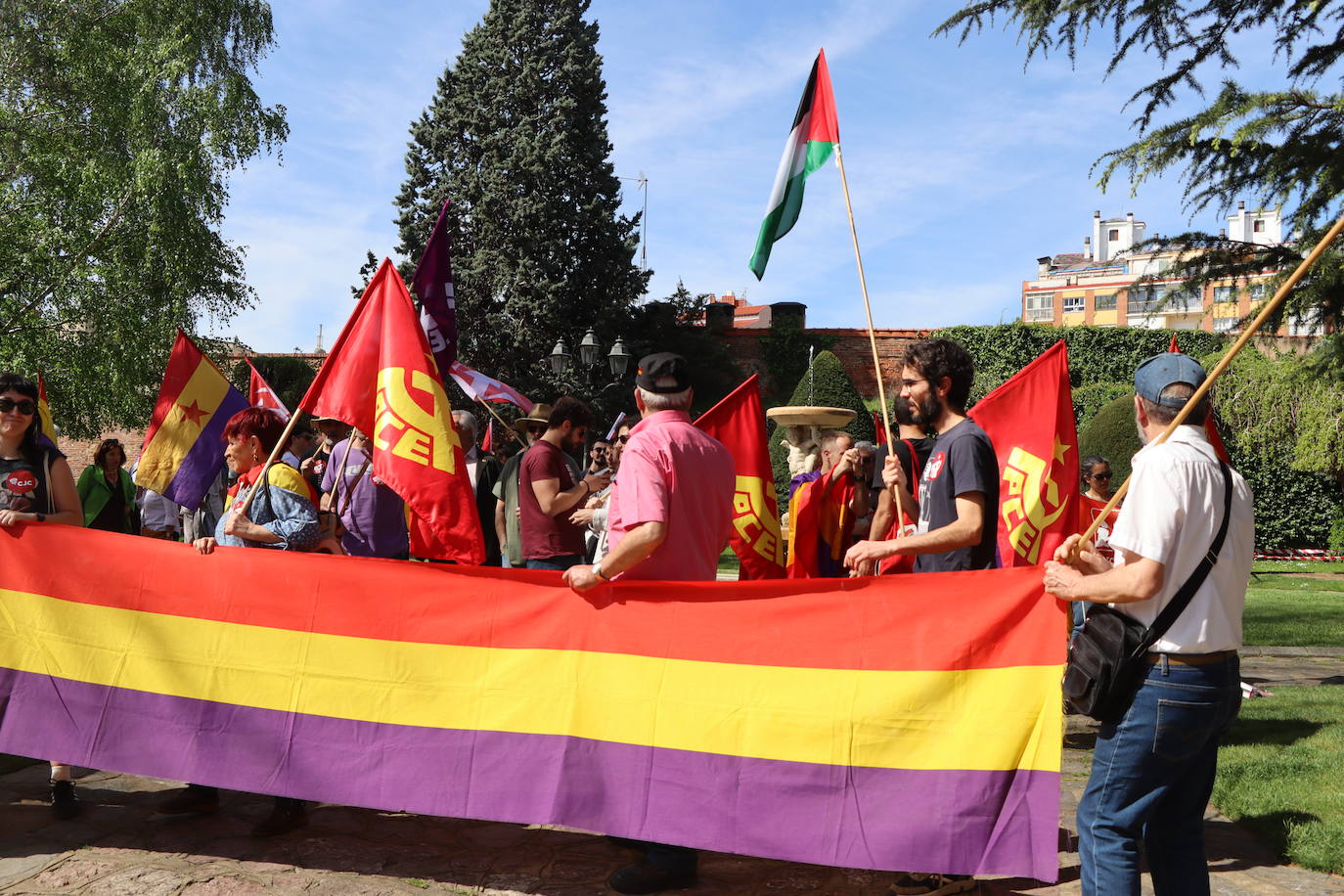 magen de la manifestación a favor de la república en León.