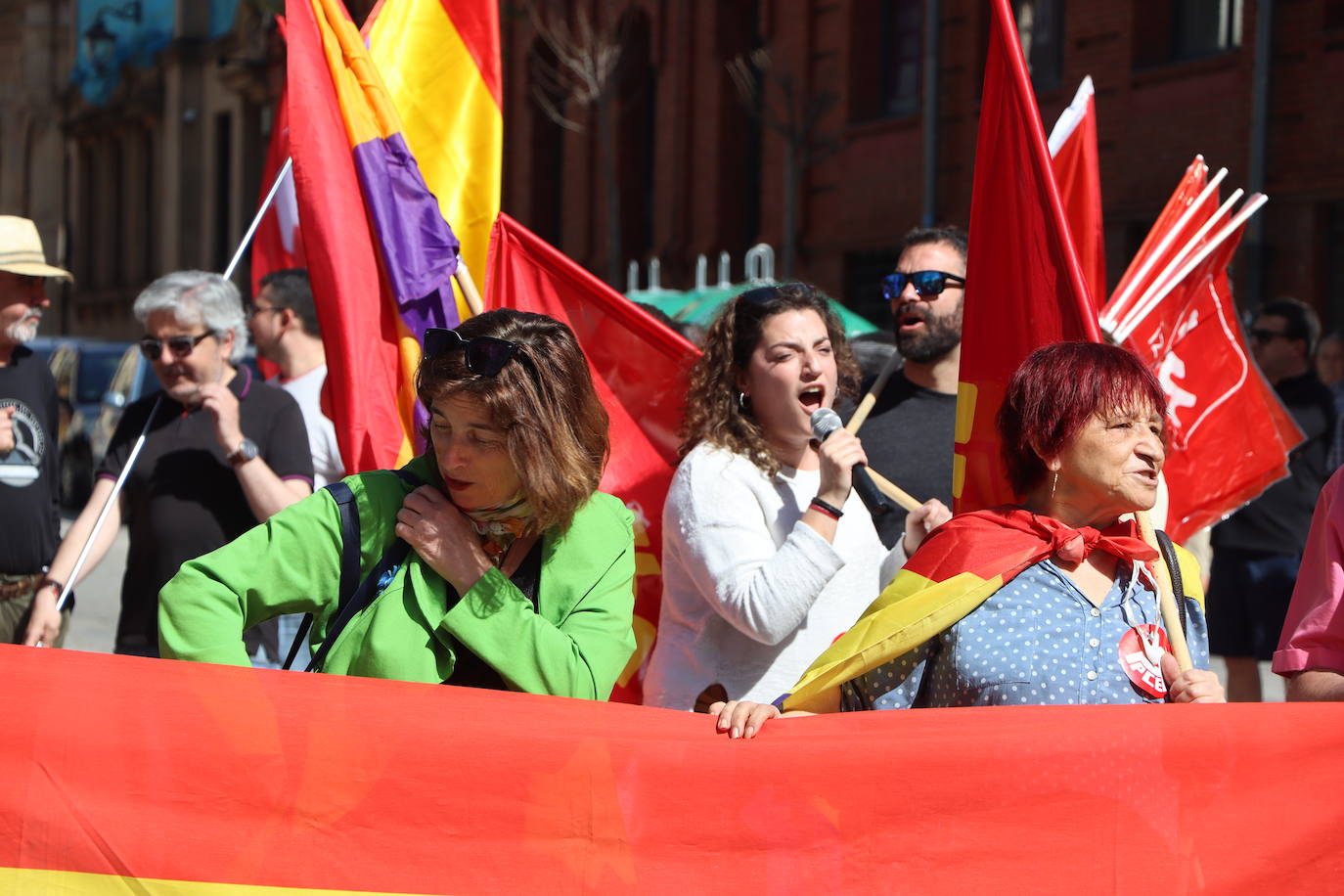 magen de la manifestación a favor de la república en León.