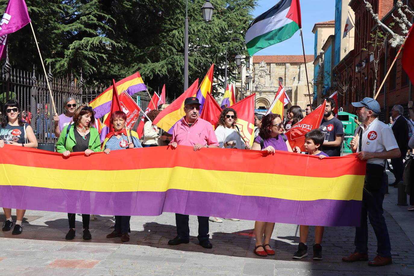 magen de la manifestación a favor de la república en León.