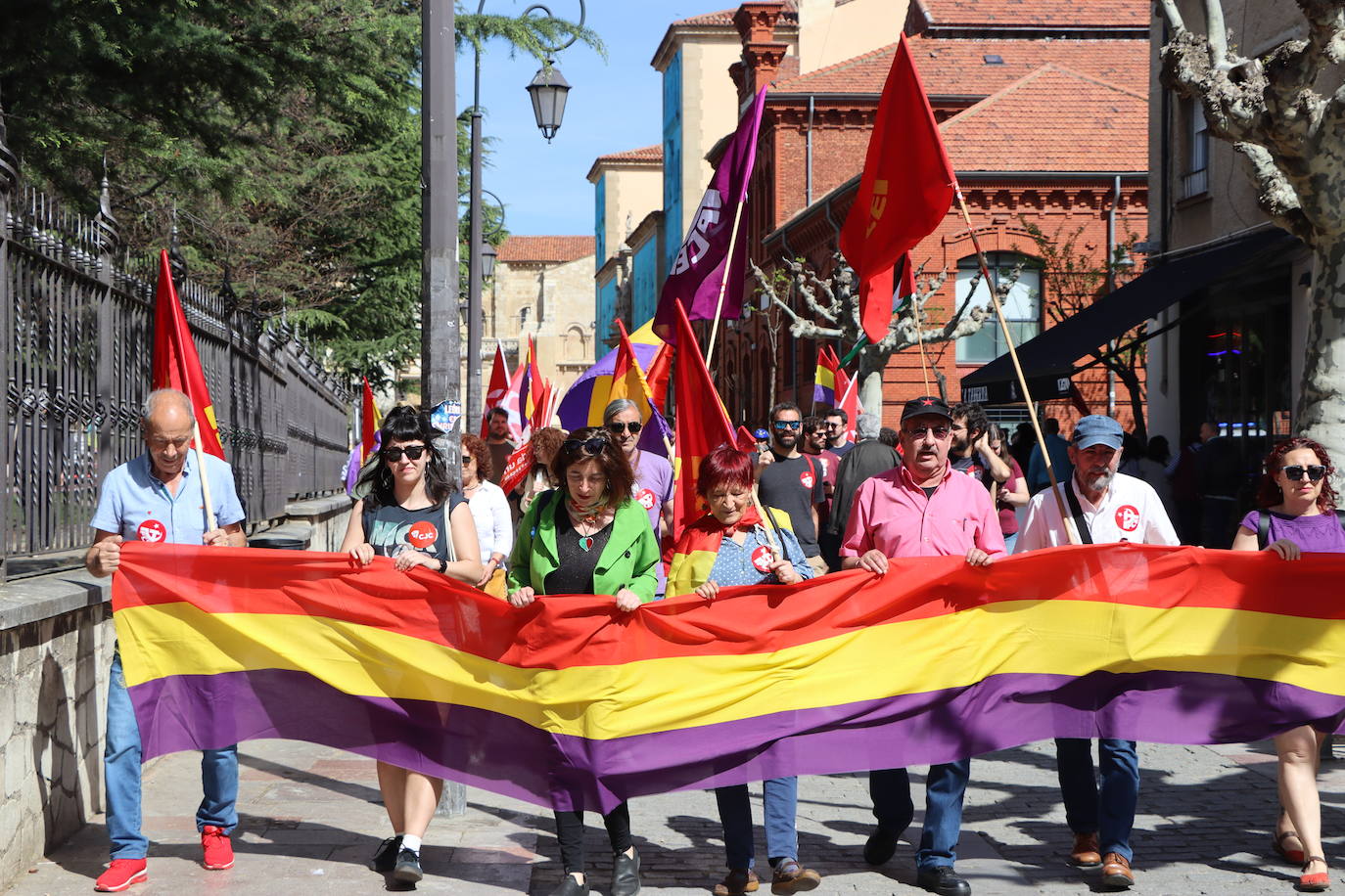 magen de la manifestación a favor de la república en León.