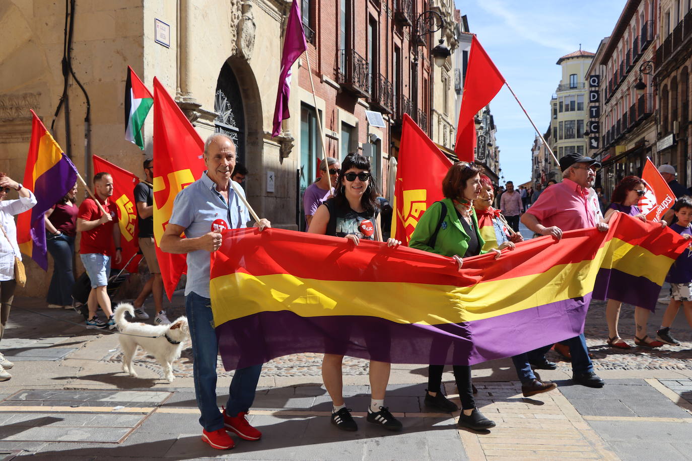 magen de la manifestación a favor de la república en León.