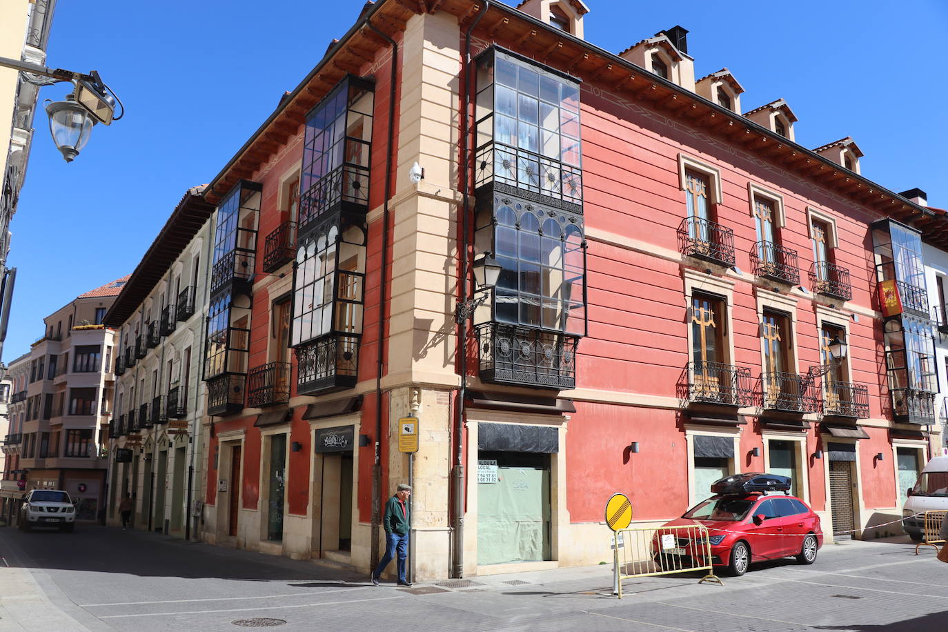 Edificio de La Praviana donde se instalará este restaurante.