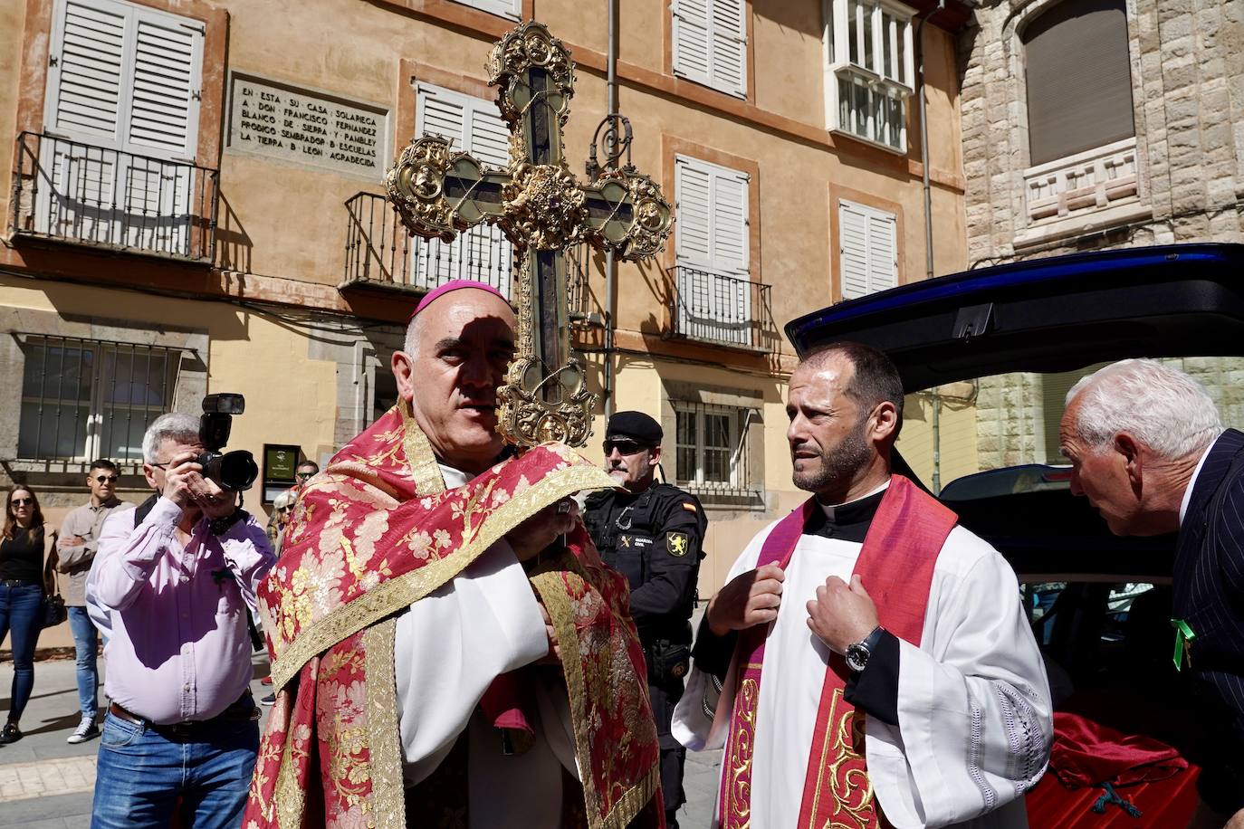 La Catedral de León recibe el &#039;Lignum crucis&#039;