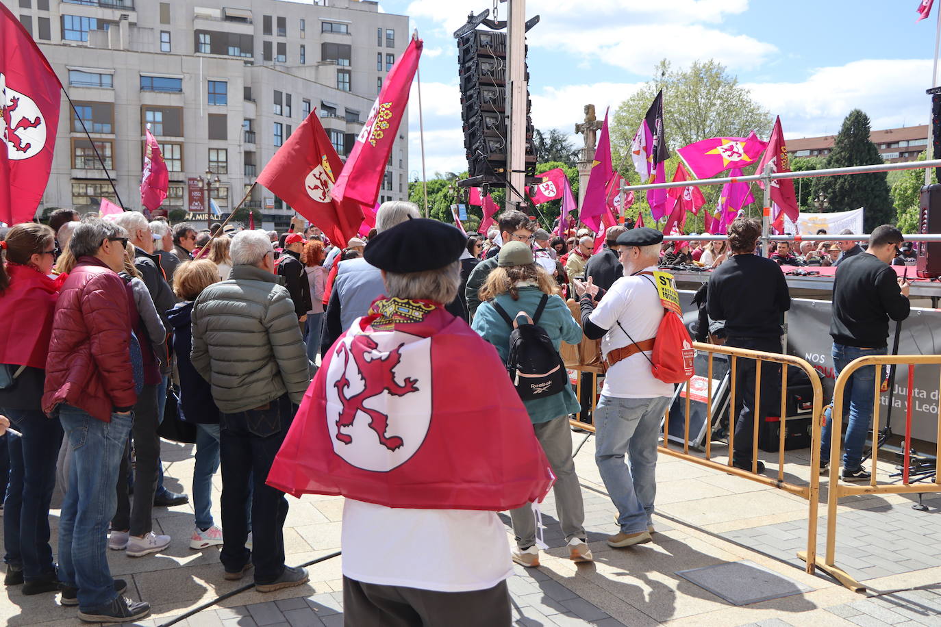 Altercados durante la fiesta del 23 de abril en León