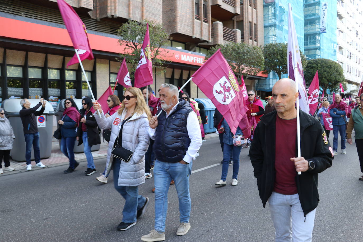 Manifestación por la autonomía leonesa en el Día de Castilla y León