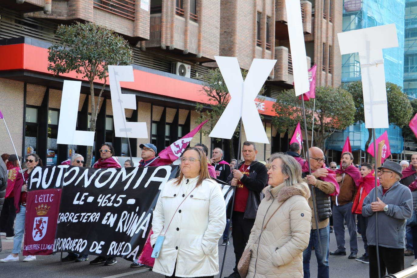 Manifestación por la autonomía leonesa en el Día de Castilla y León