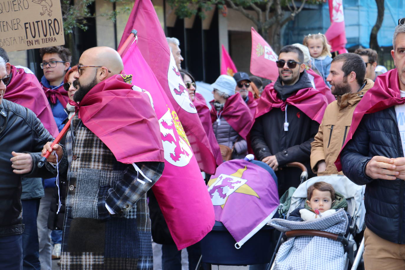 Manifestación por la autonomía leonesa en el Día de Castilla y León