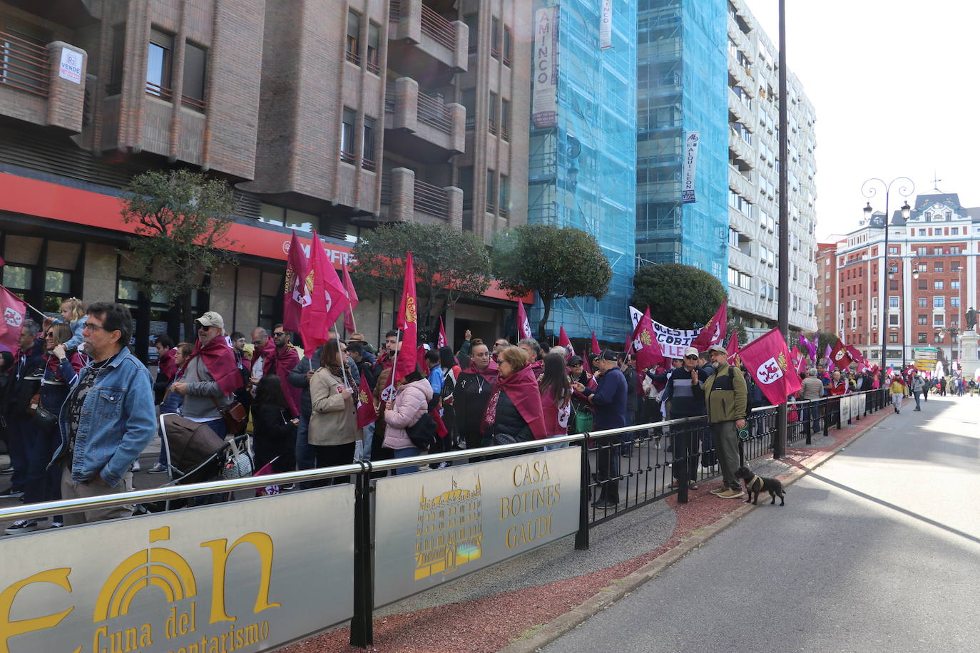 Manifestación por la autonomía leonesa en el Día de Castilla y León