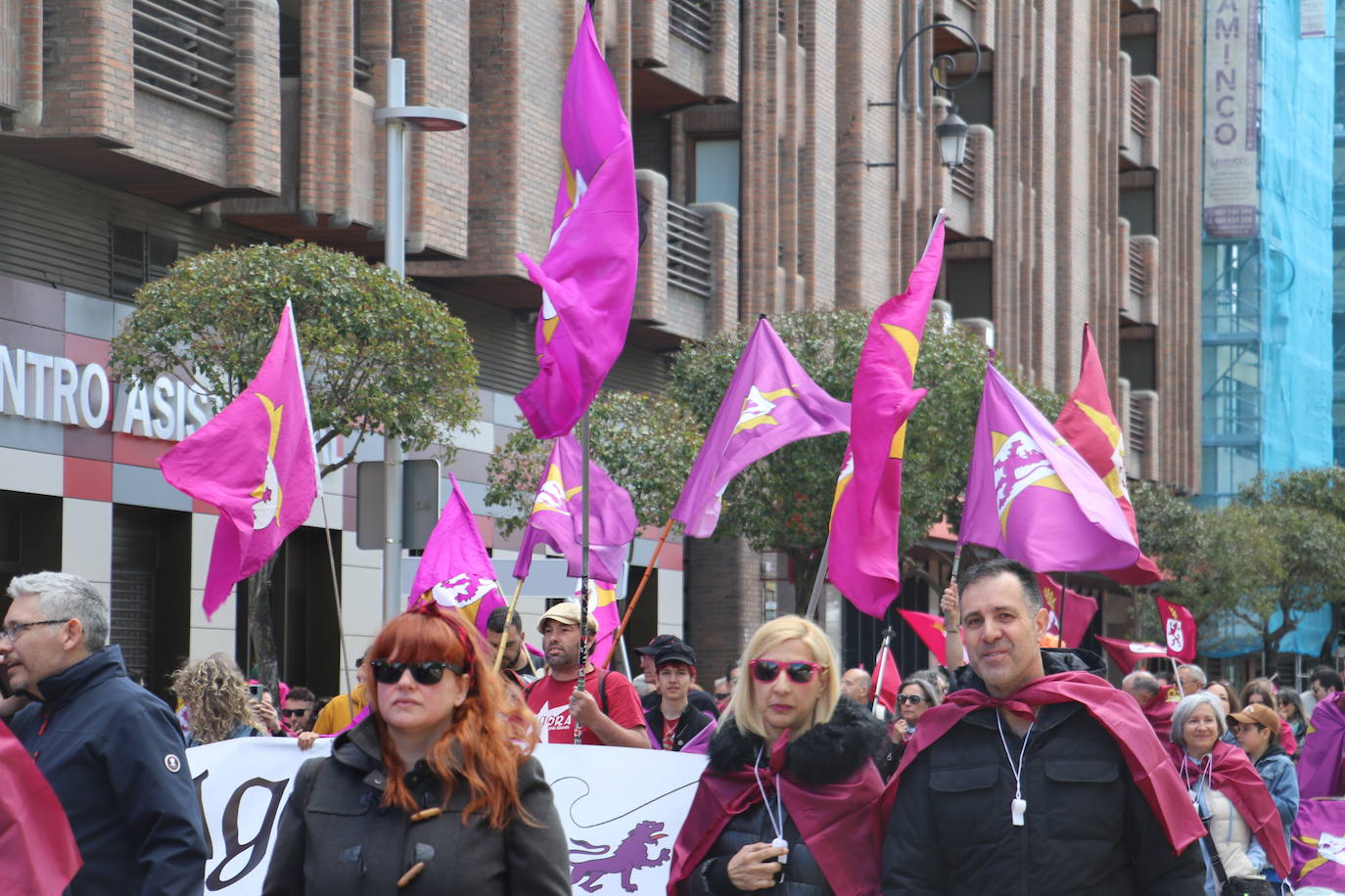 Manifestación por la autonomía leonesa en el Día de Castilla y León