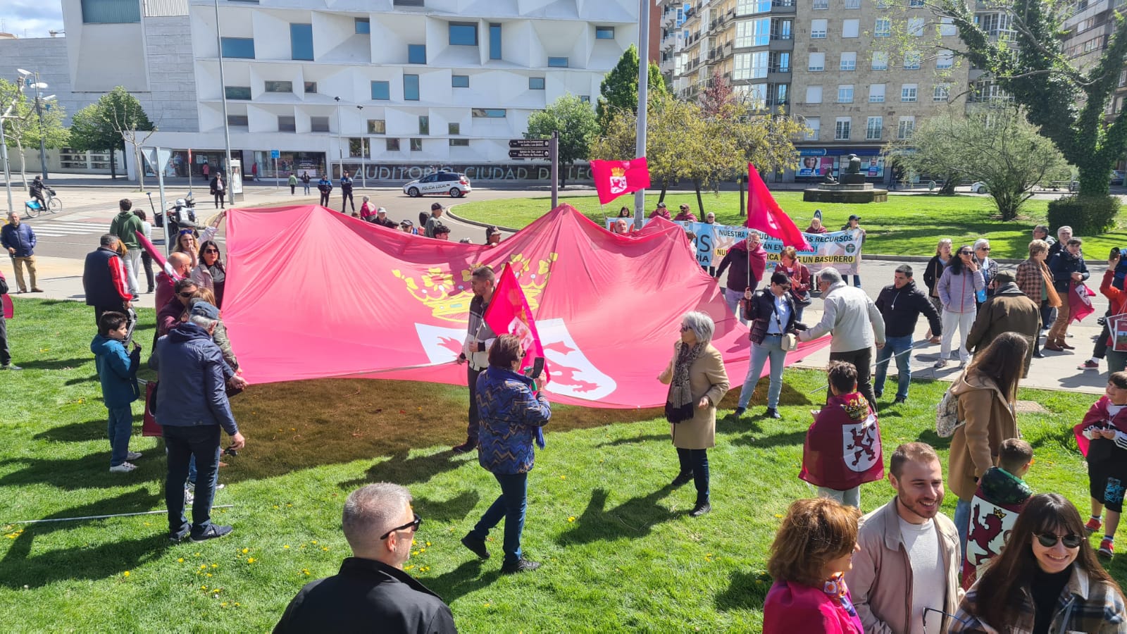 Manifestación por la autonomía leonesa en el Día de Castilla y León