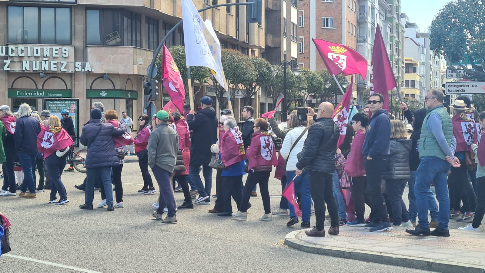 Manifestación por la autonomía leonesa en el Día de Castilla y León