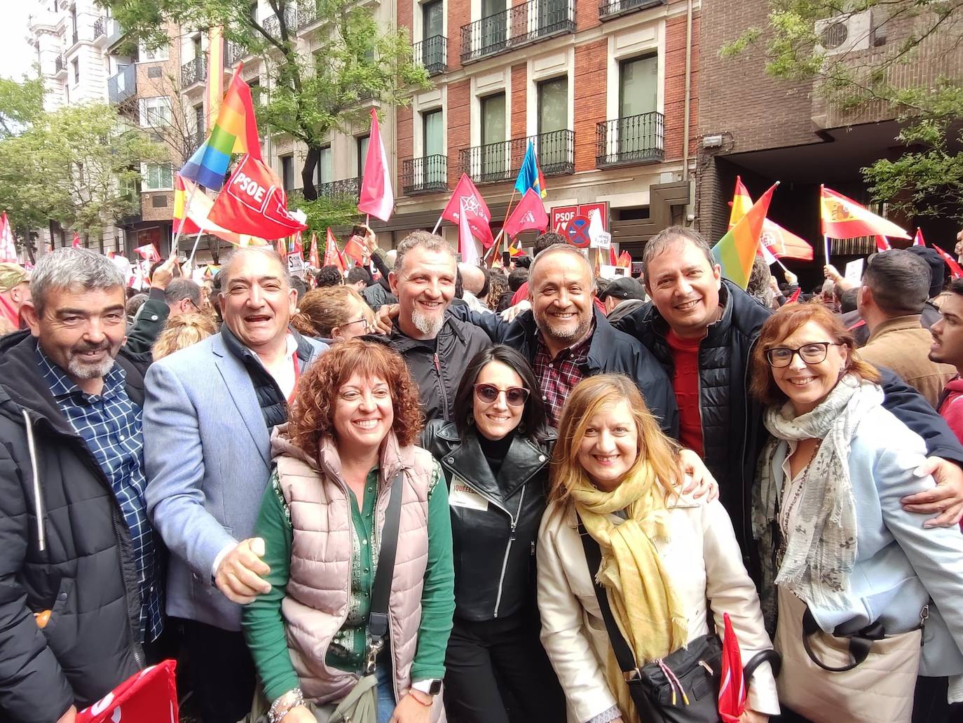 El PSOE de León muestra su apoyo a Pedro Sánchez