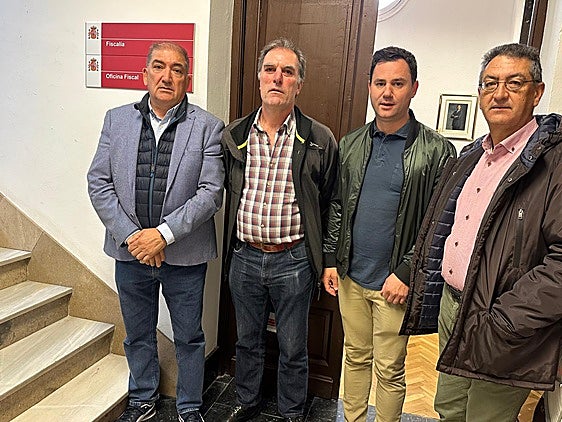Santa Colomba de la Vega denuncia presuntos delitos de prevaricación, malversación y falsedad documental