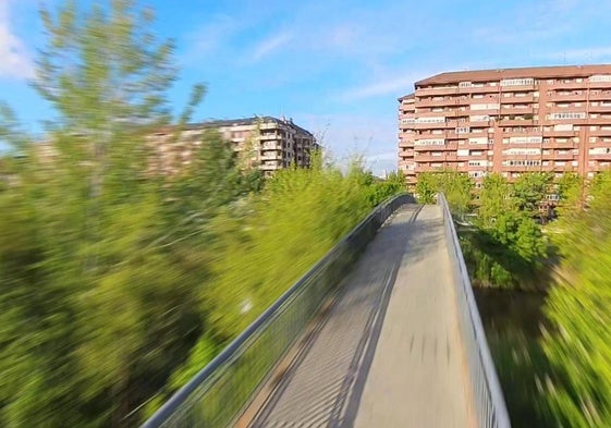 Puente que conecta Condesa de Sagasta con Paseo de Salamanca y donde se produjo el asesinato de Isabel Carrasco.