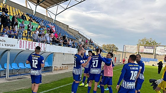 Álex Costa afianza a la Ponfe en playoffs