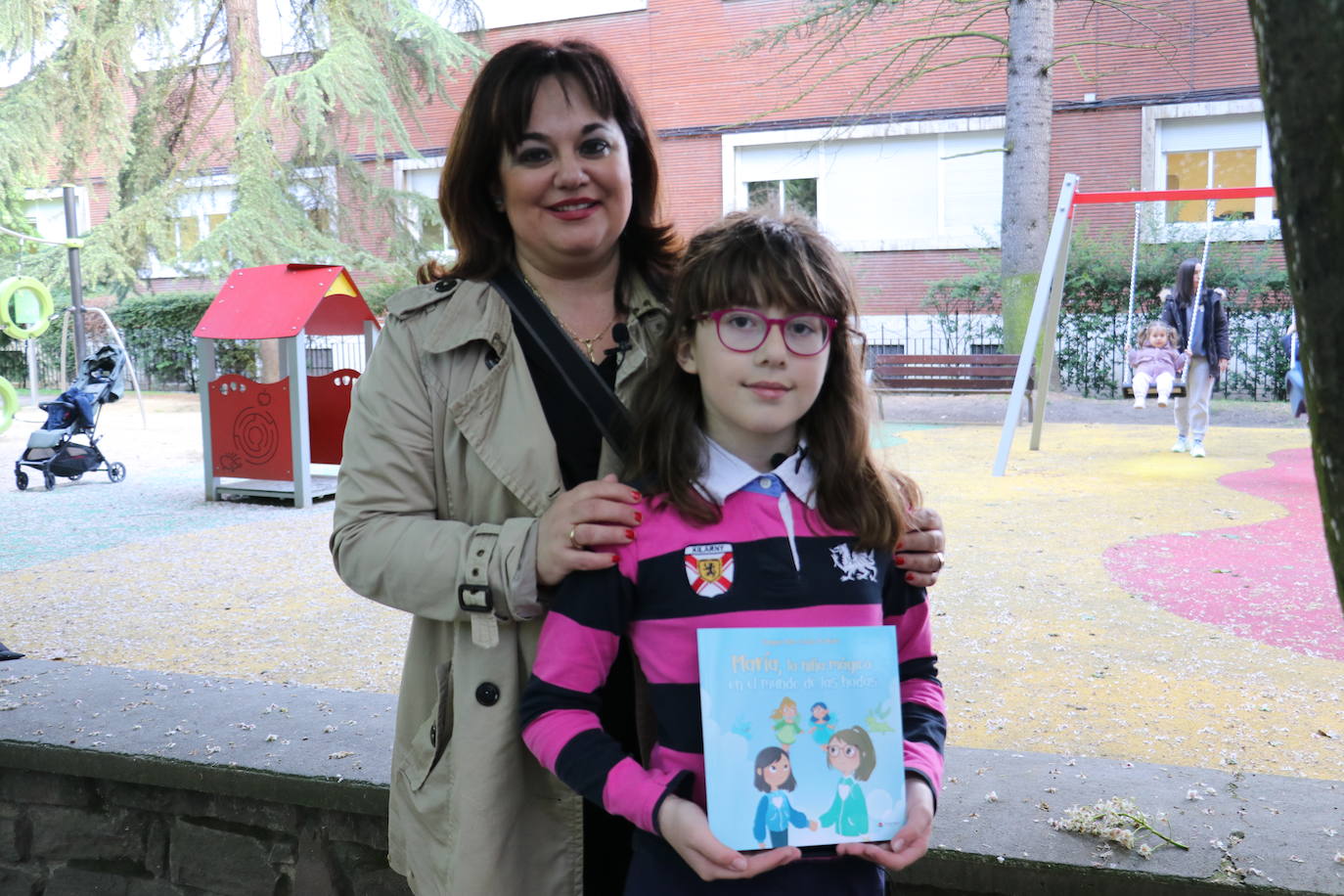 Madre e hija en el parque de San Frascisco.