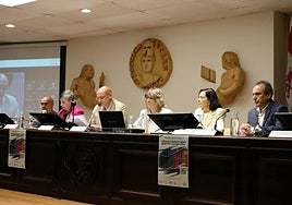 Ponentes en el Congreso Jóvenes Mundo Hispánico durante su inauguración.