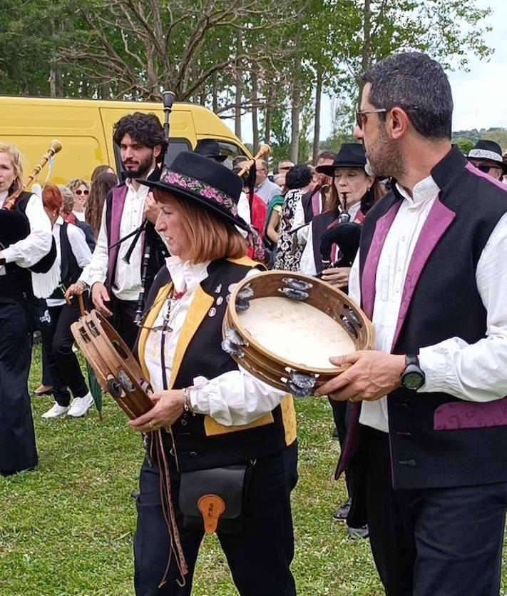 Imagen secundaria 2 - Fiesta en honor a la Virgen de Villasfrías