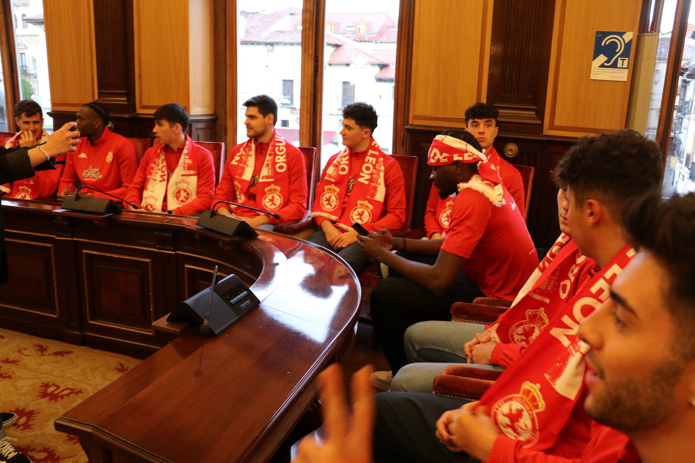 La afición recibe a la Cultural de baloncesto