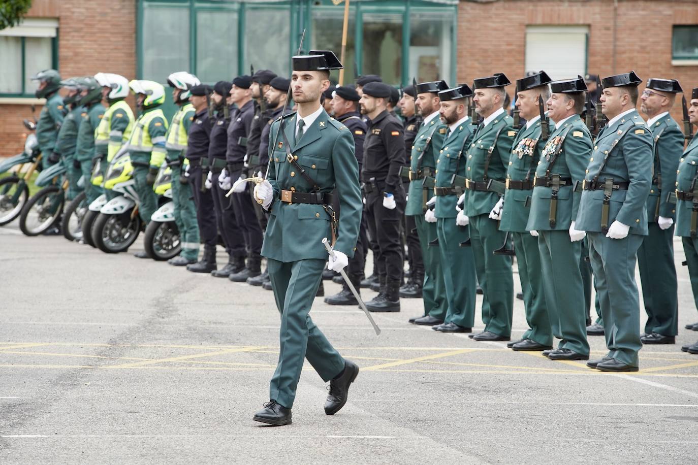 Celebración en León del 180 aniversario de la fundación de la Guardia Civil