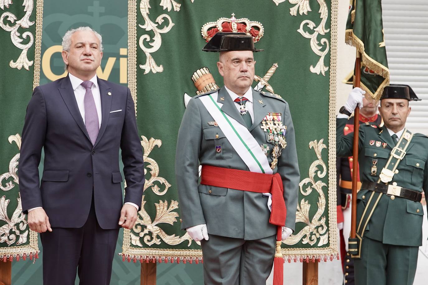 Celebración en León del 180 aniversario de la fundación de la Guardia Civil