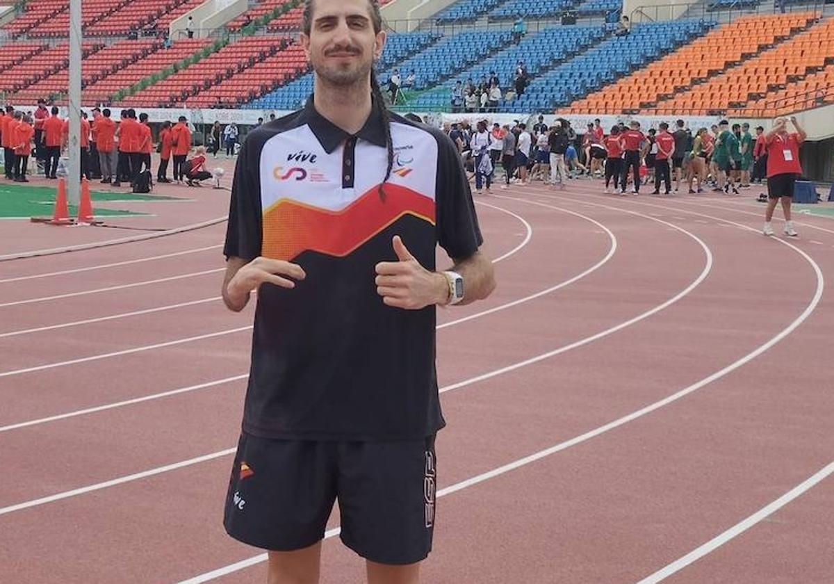 Dani Pérez, en la pista de Kobe (Japón) donde se disputa el Mundial de Atletismo Adaptado.