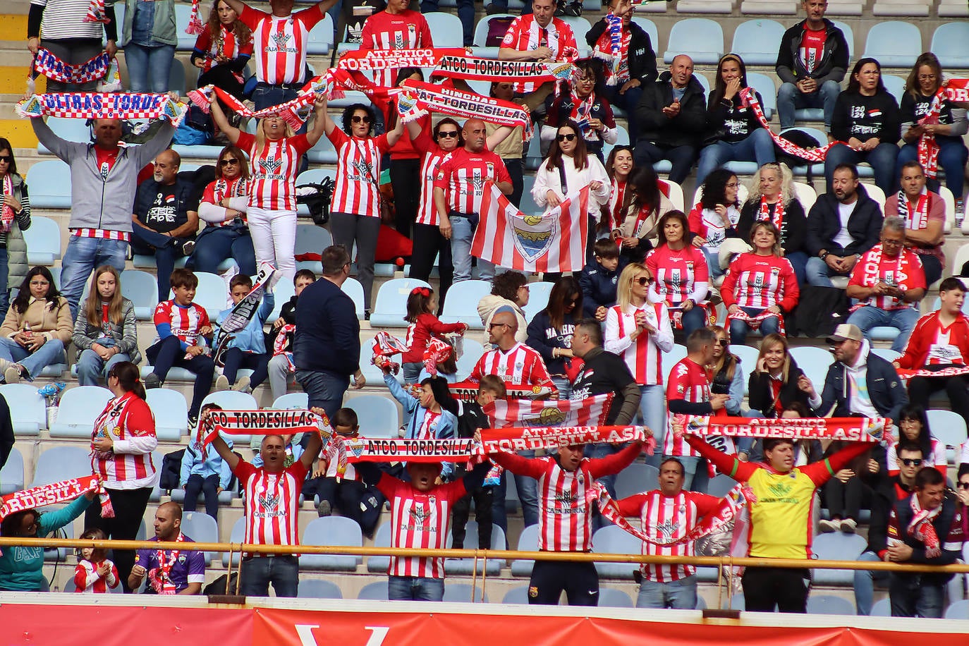 Las mejores imágenes del Júpiter-Atlético Tordesillas