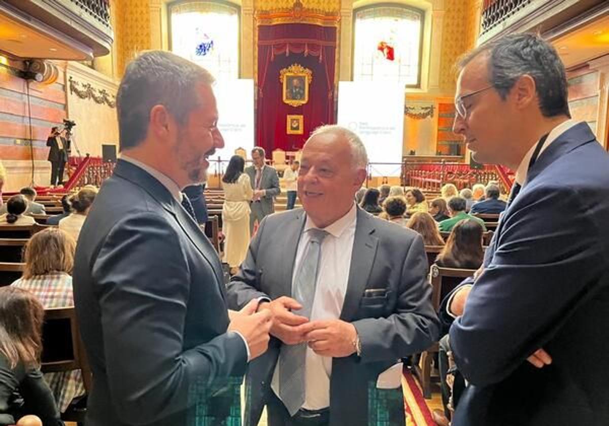 El consejero de Cultura, Turismo y Deporte, Gonzalo Santonja, asiste al acto de inauguración de la I Convención de la Red Panhispánica de Lenguaje Claro