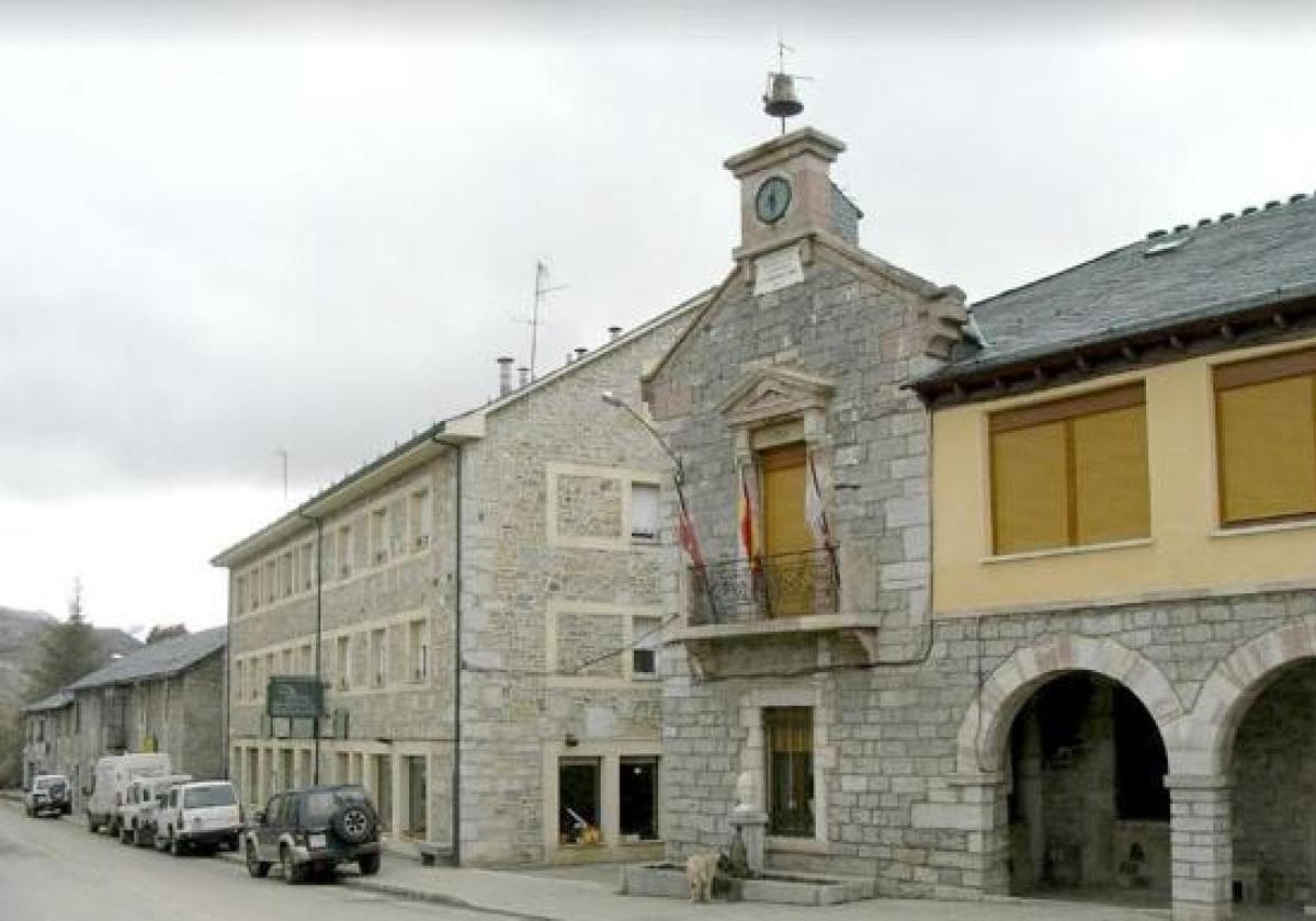 Ayuntamiento de San Emiliano.