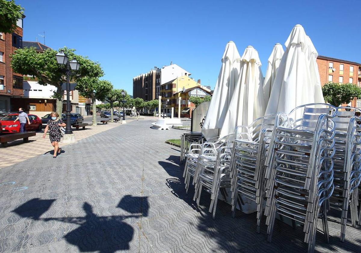 Imagen de archivo de una terraza en León