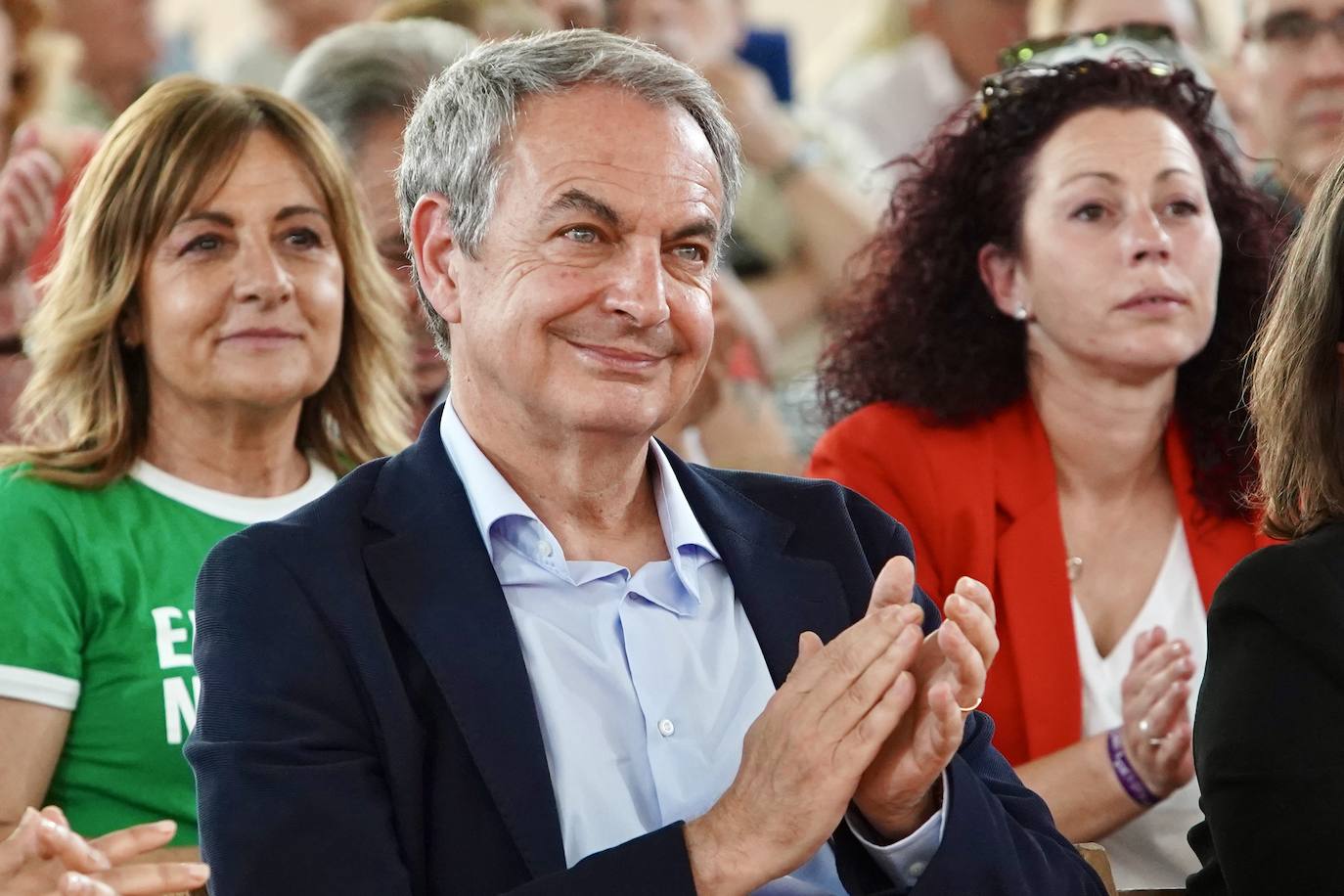 Zapatero encabeza un mitin del PSOE de León