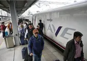 El mal pie del estreno de los trenes Avril en León