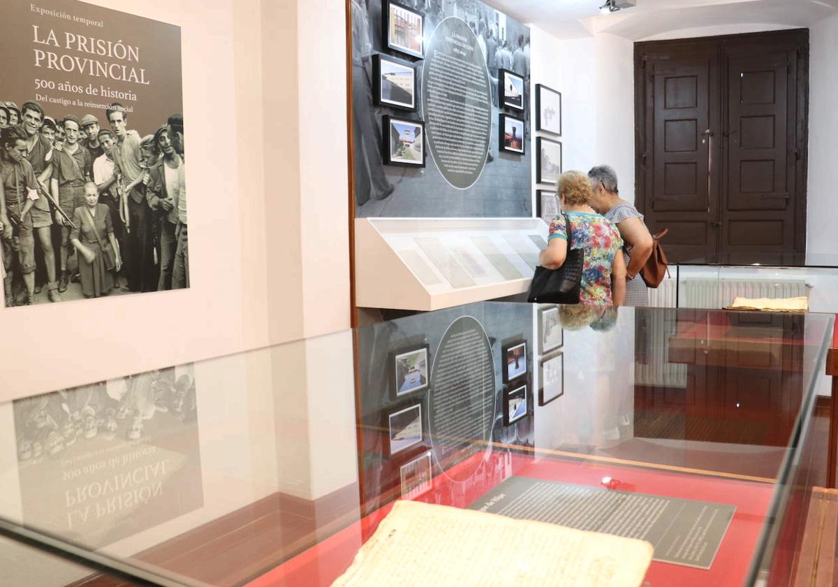 Exposición temporal 'La Prisión Provincial, 500 años de historia'. en el Archivo Histórico de León.